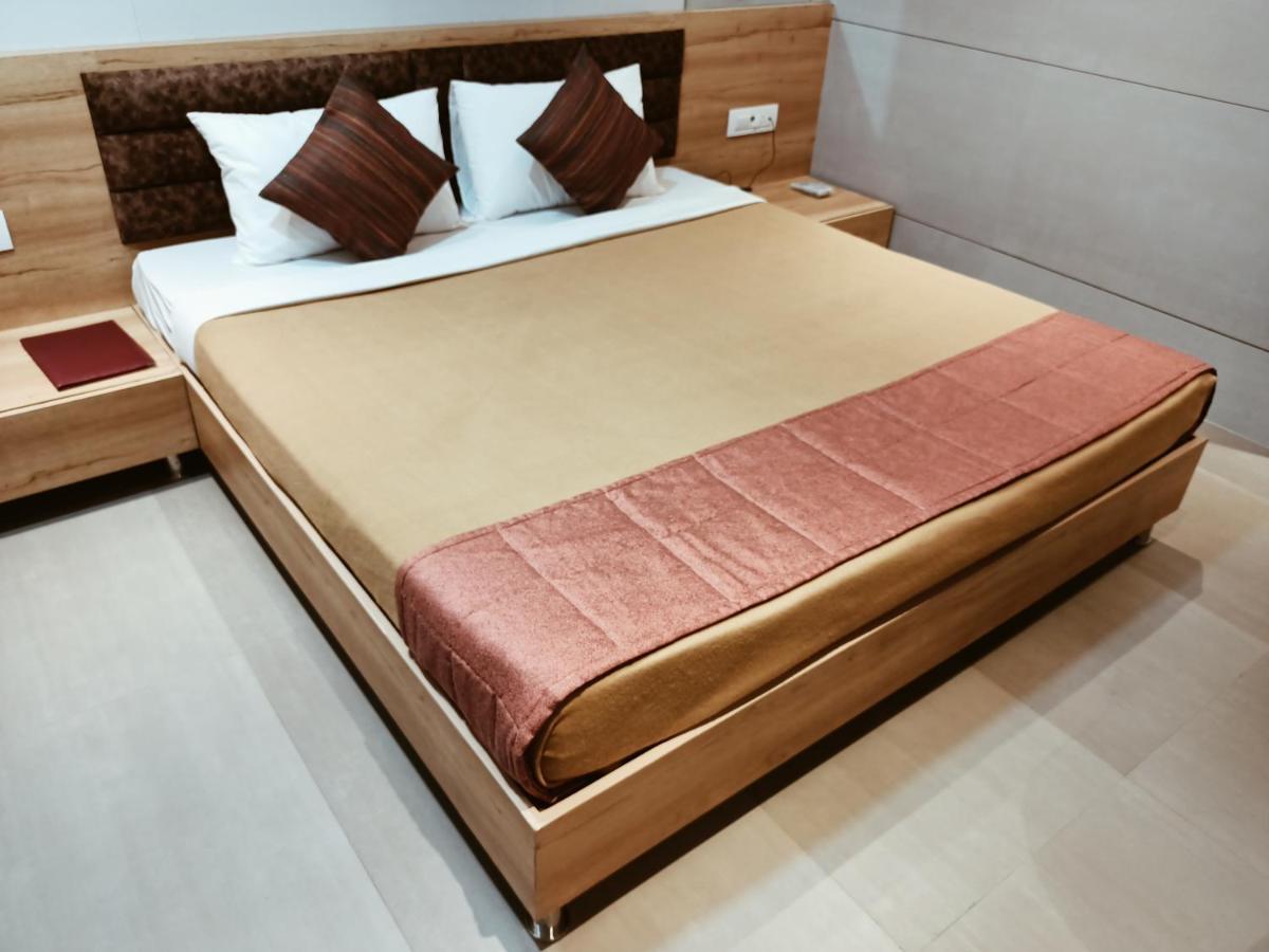 מומביי Hotel Prasad Nx מראה חיצוני תמונה