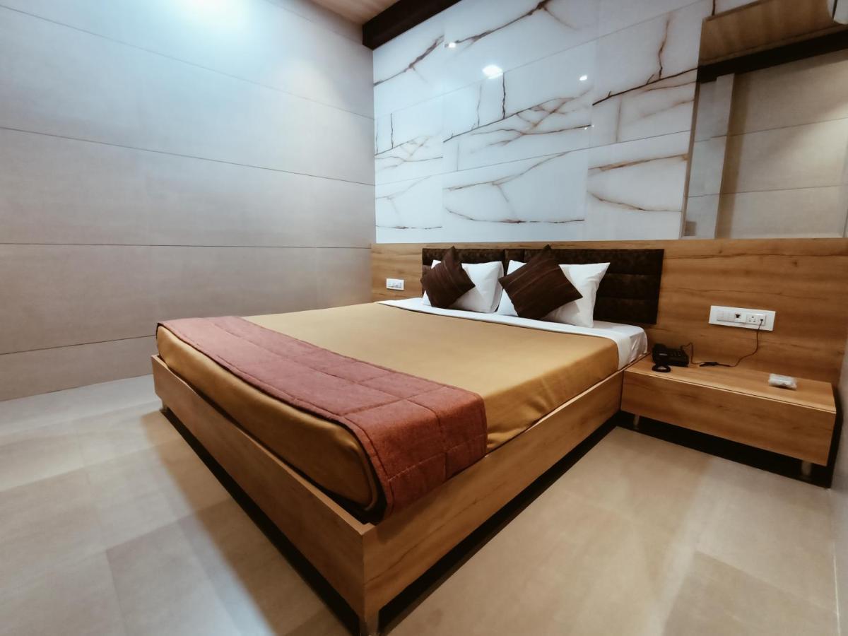 מומביי Hotel Prasad Nx מראה חיצוני תמונה